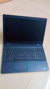 Dell latitude 5550 (3)