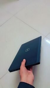 Dell latitude 7400 (3)